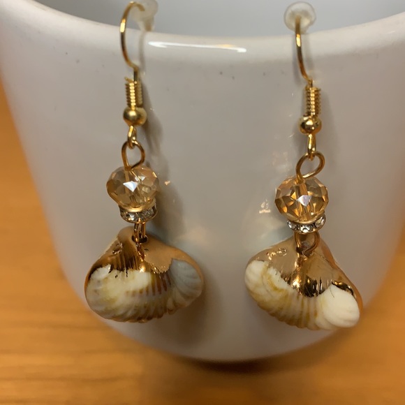 Gold Clamshell Drop Earrings w/ Smoky Crystal – Beach Boho Statement Jewelry - Picture 5 of 10